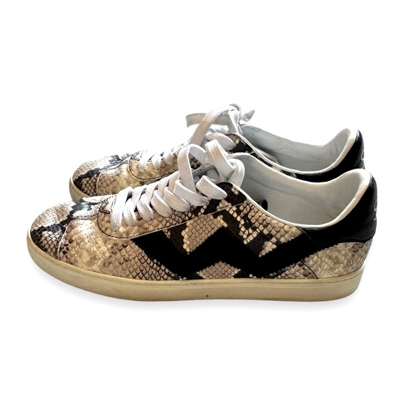 Stuart Weitzman Women’s Limited Edition Python Printed Daryl Sneakers Size 9 - Picture 3 of 11